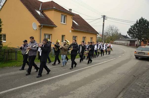 Martinské hody 2014 - Oficiální stránka obce Dolní Loučky