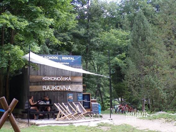 Zdjęcia • Krkonošská bajkovna (Pumptrack) • Mapy.com