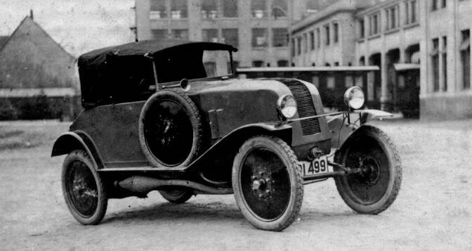 Novo, Omega, Disk – První automobily z Brna