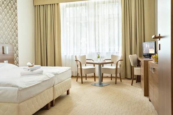 Lázeňský hotel ELIŠKA - Termální lázně Velké Losiny - lázeňský resort