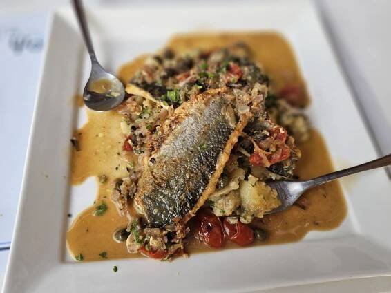 Sea bass s citronovou omáčkou