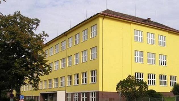 Blanenské gymnázium v pátek slaví 60 let