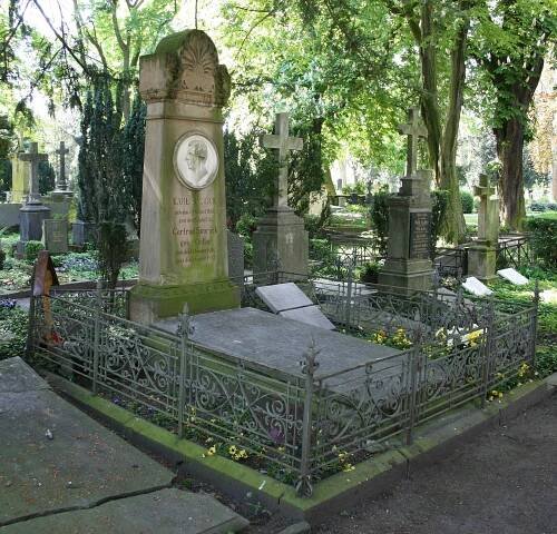 Soubor:Karl Joseph Simrock alter friedhof bonn.jpg