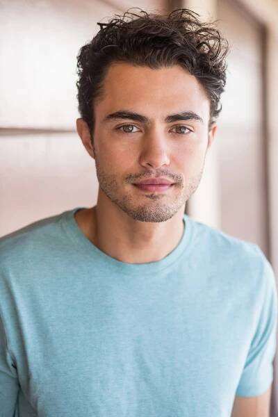 The Quarantined Talent: Darren Barnet Works on His Upcoming Projects