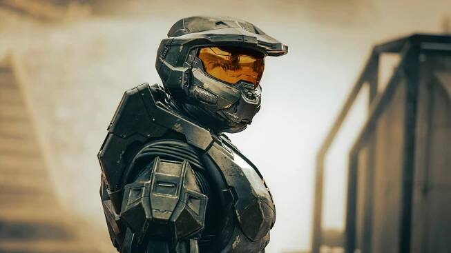 Sci-fi seriál Halo se vrací s druhou řadou. Podle prvních recenzí se adaptace slavné hry zajímavě zlepšila