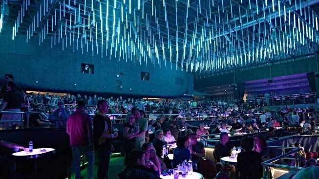 Unikátní LED světelný strop Hotel Bobycentrum Brno