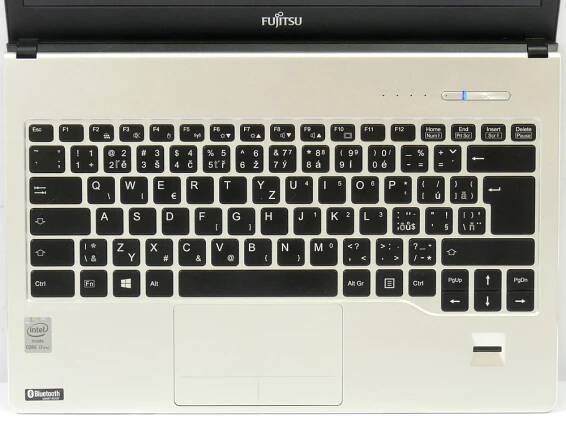 Fujitsu LifeBook S904 - modulární slot v tenkém vybaveném notebooku s úhlopříčkou 13'' - Recenze - NOTEBOOK.cz
