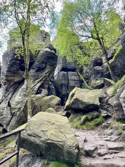 tiské stěny, ostrovské a rájecké skály, českosaské švýcarsko, stezka českem, hřebenovka českým švýcarskem