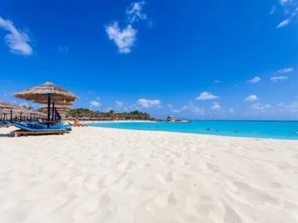 Carols Beau Rivage