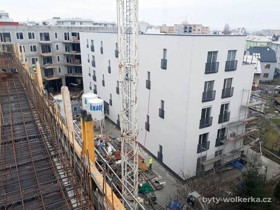Foto z výstavby| Byty Wolkerka