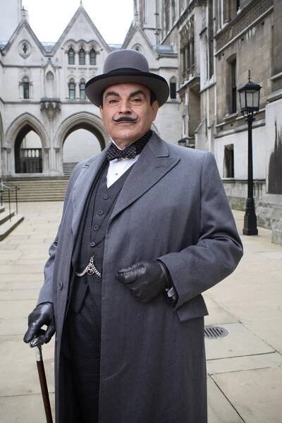Foto k tématu Hercule Poirot – stránka 2