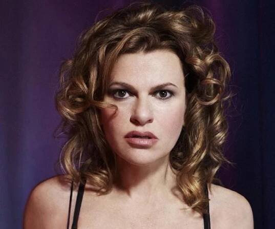 Sandra Bernhard Biography - Facts, Childhood, Family Life & Achievements