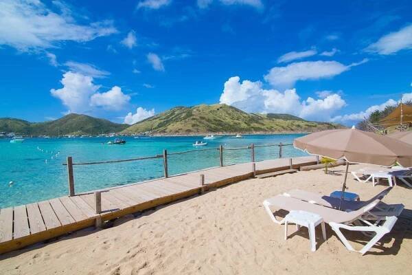 Karibuni restaurant on Pinel Island - St Martin