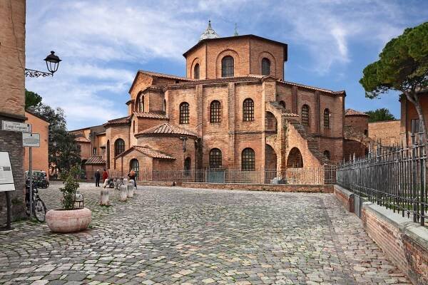 Emilia-Romagna: Cycling between Art & Culture - Italia.it