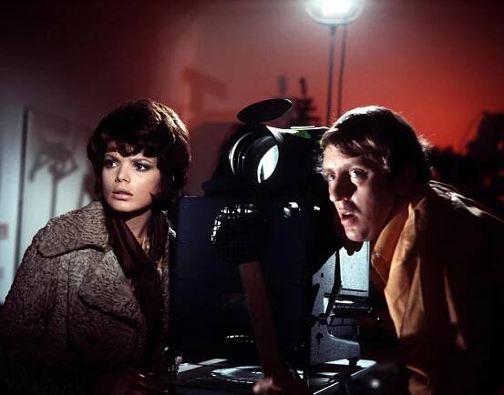 Die Tote aus der Themse - Z filmu - Uschi Glas, Vadim Glowna