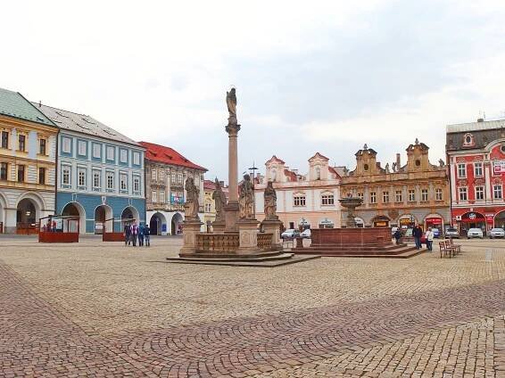 Soubor:Kolín, Karlovo náměstí západ.jpg – Wikipedie