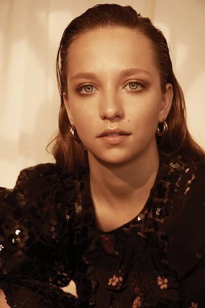 The Wylde Interview: Molly Windsor — WYLDE MAGAZINE