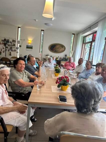 Červnová oslava narozenin v AH Sychrov | Alzheimer Home