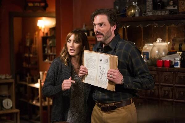 Grimm - Chupacabra - Z filmu - Bree Turner, Silas Weir Mitchell