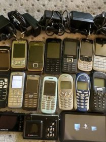 Mobilní telefony Nokia, Aligator atd. - Mobily a chytrá elektronika