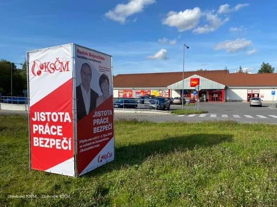 Dačice: Jihočeská KSČM nezapomíná na tisíckrát ověřené: BÝT VIDĚT A SLYŠET | Okresní výbor KSČM Prachatice