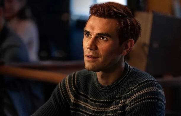 Riverdale - Kapitola 118: Neboj, zlato - Z filmu - K.J. Apa
