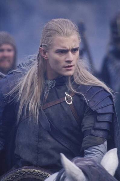 Sbohem, strýčku. Úmrtí představitele Bilba Pytlíka kolegy zasáhlo. Vzpomínají Frodo, Legolas i Smíšek
