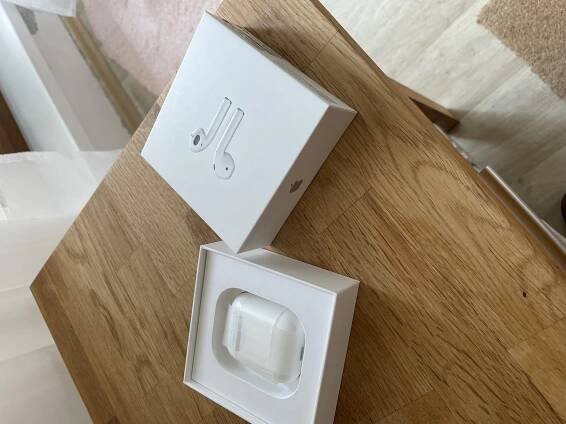 Prodám Prodám novou krabičku za 1 000 CZK - 9/2023 - Apple Bazar