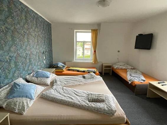 Penzion Slunečnice Dvůr Králové nad Labem Exteriér fotografie