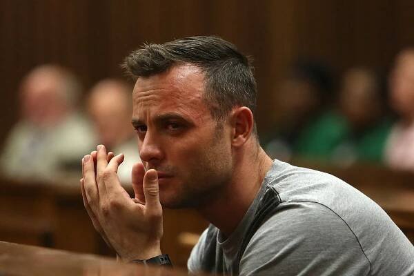 Atlet Pistorius půjde na svobodu. Odseděl si 10 let za vraždu přítelkyně