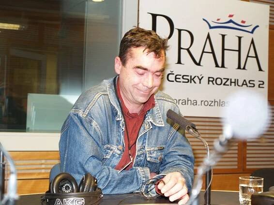 Robert Nebřenský: "Hraní s Vltavou je pro mě víc než život!" | Dvojka