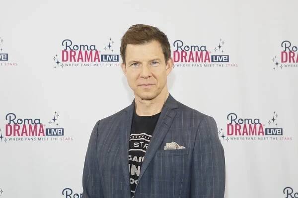 Hallmark, 'Ugly Betty' Actor Eric Mabius Arrested