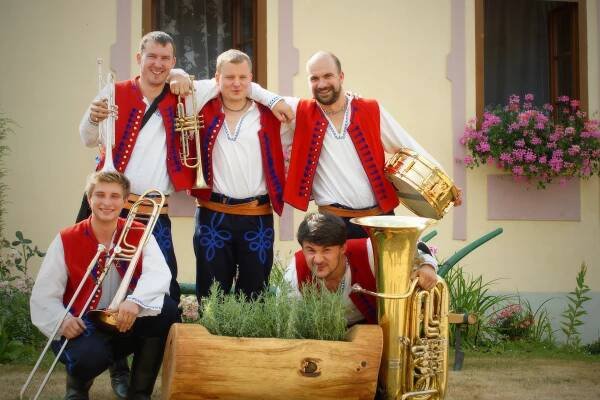 Fryštácká Javořina | dechová hudba