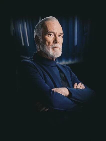 Ian McElhinney