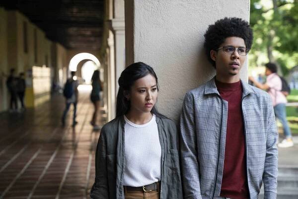 Runaways - Cheat the Gallows - Z filmu - Lyrica Okano, Rhenzy Feliz