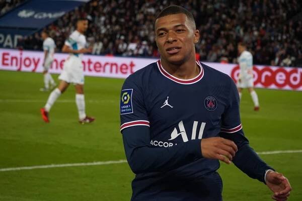 Pochettino i Mbappé zůstávají v Paris | nastartu.cz 