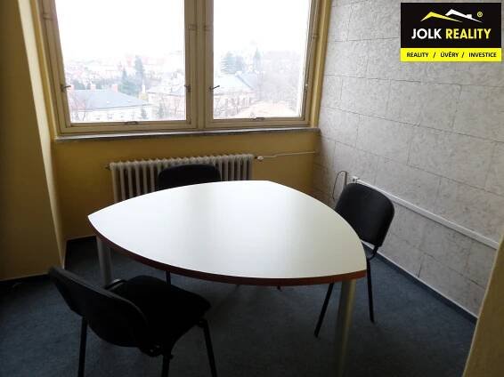 JOL-K Reality Věra Verbíková  Nemovitosti Pronájem kanceláře Hradecká Opava   (5) - Pronájem kanceláře 55 m², Hradecká, Opava - Předměstí