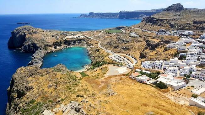 Photos to show you just how stunning Lindos is - Sightseeing Scientist