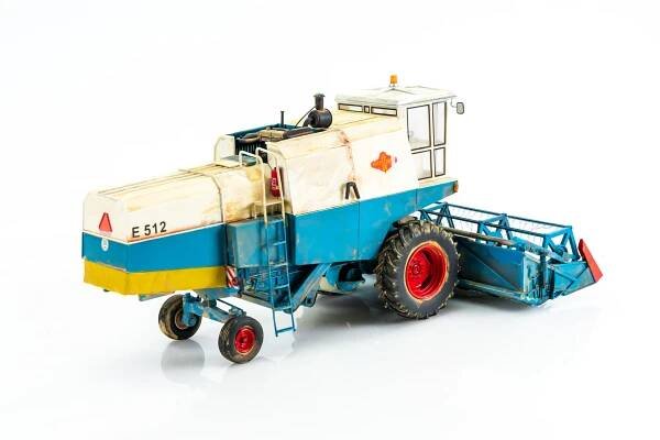 KOMBAJN FORTSCHRITT E 512 "SKLENÍK" - "Rezavá verze" | Modelsnavigator.com