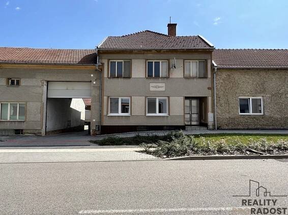 Pronájem bytu 1+1 o velikosti 60 m2 v Medlovicích okres Vyškov | REALITY PRORADOST s.r.o 
