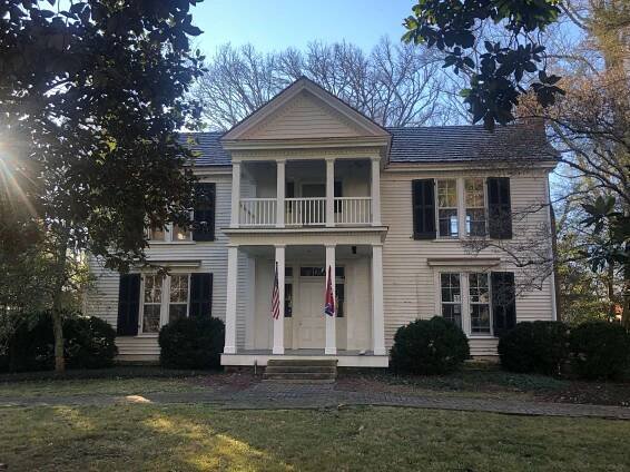Antebellum House: The Thomas Brown House