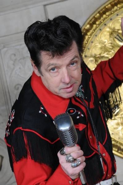 "50 ans de chansons derričre moi,
