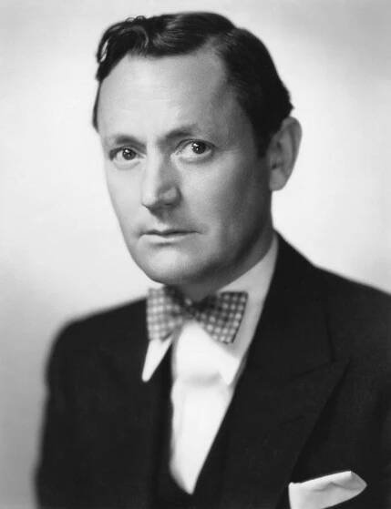 Roscoe Karns – Wikipedia