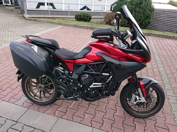 MV Agusta Turismo Veloce 800 Lusso ČR DPH 2. MAJ TOP | Motorkáři.cz