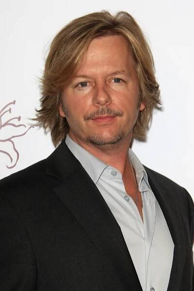24 Most Famous Male Celebrities Who Are 5’7″