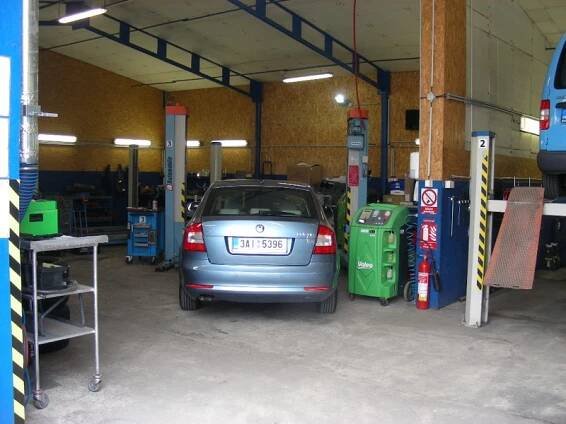 Galerie - Autoservis a pneuservis Praha 4 - LB Automobile