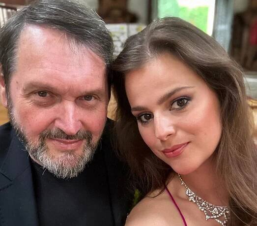 Ornella Koktová ohromila svým vzhledem ve Varech : "Jak Libuška Šafránková v Popelce na plese," píší fanoušci - Zivot