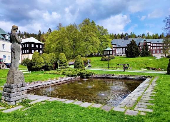 Fotografie - Fontána Karlova Studánka - 16.05.2023