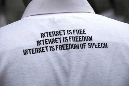 The first amendment and what it means for free speech online - Laura G Owens ~ Writer. Raw. Real. Chronically Ambivalent.