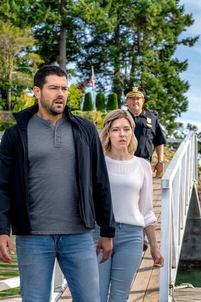 Jesse Metcalfe, Sarah Lind, Eric Keenleyside - Záhady na ostrově: Lodě ve větru - Z filmu
